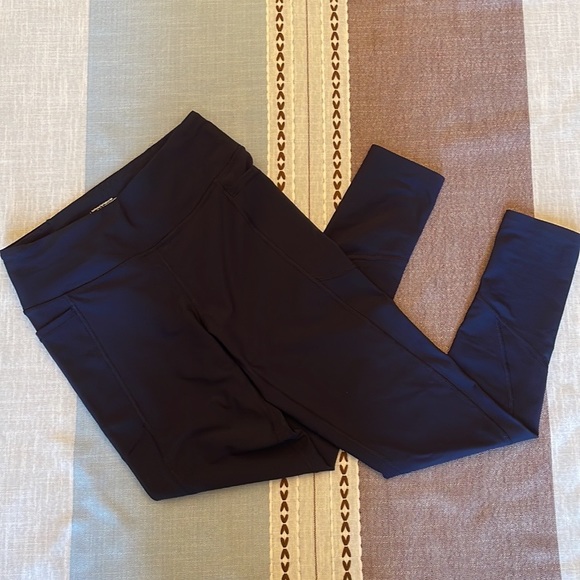 Victoria Sport Leggings - Picture 1 of 6